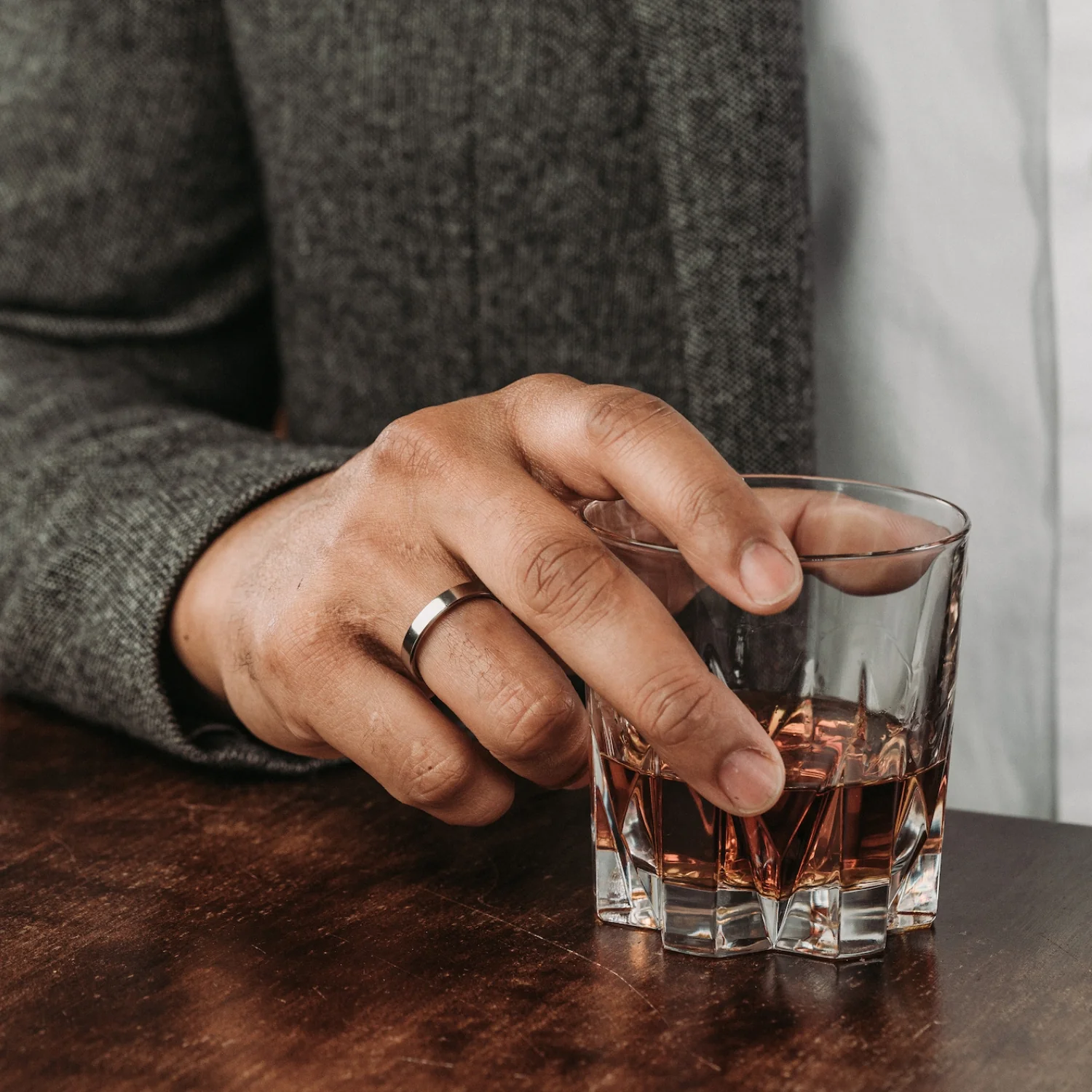 The Olympian | 4mm Men's Polished Titanium Wedding Band - Image 5