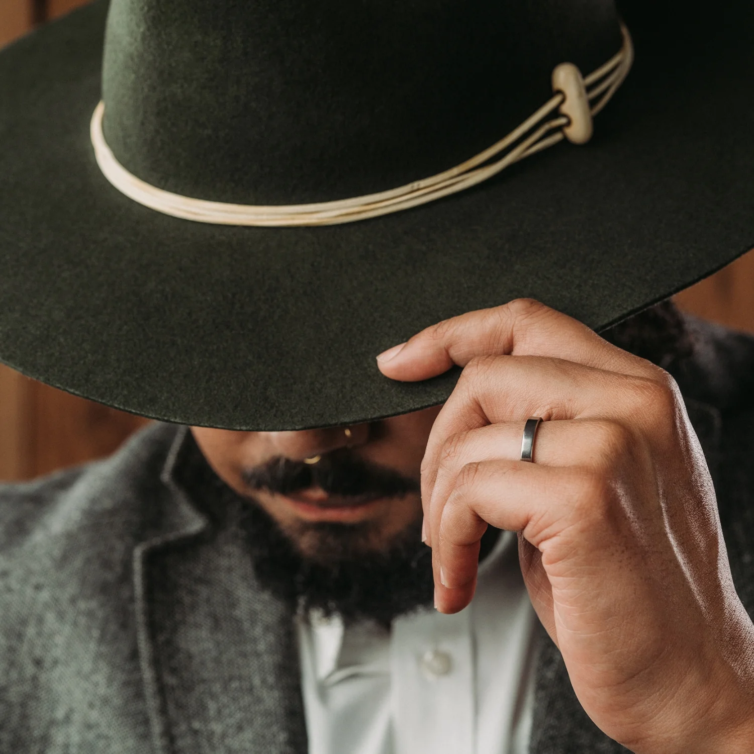 The Olympian | 4mm Men's Polished Titanium Wedding Band - Image 6