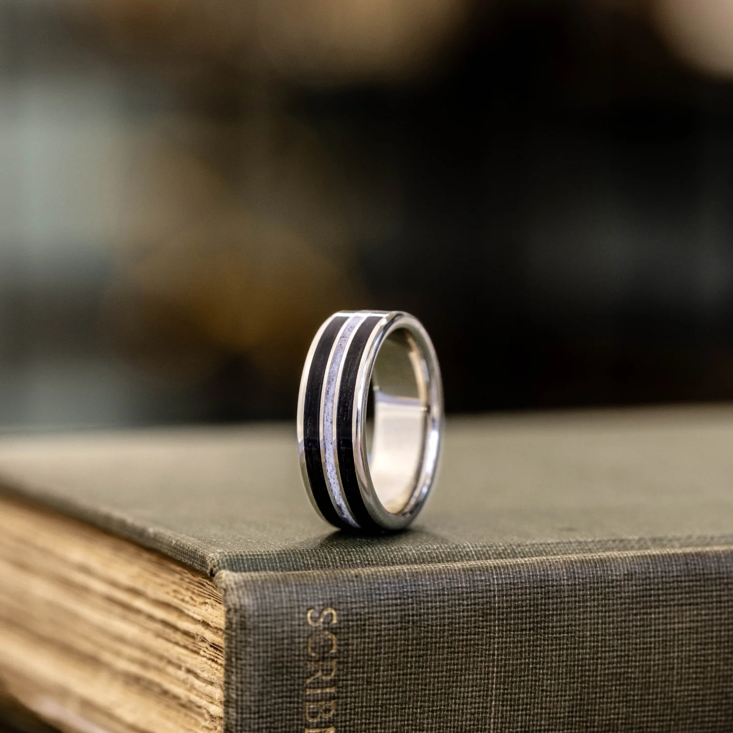 The Frontiersman | Men's Gold Wedding Band with Black Whiskey Barrel Wood & Elk Antler - Image 3