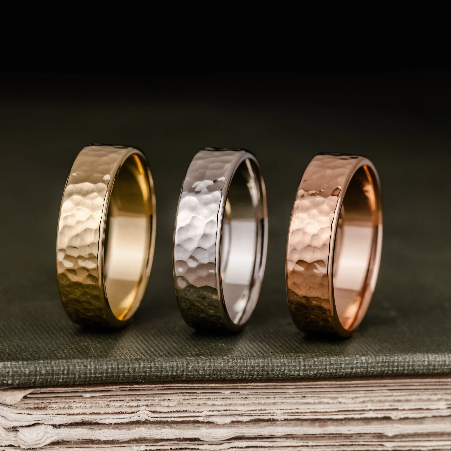 The Marsh | 5mm & 6mm Men's Hammered White Gold Wedding Band - Image 6