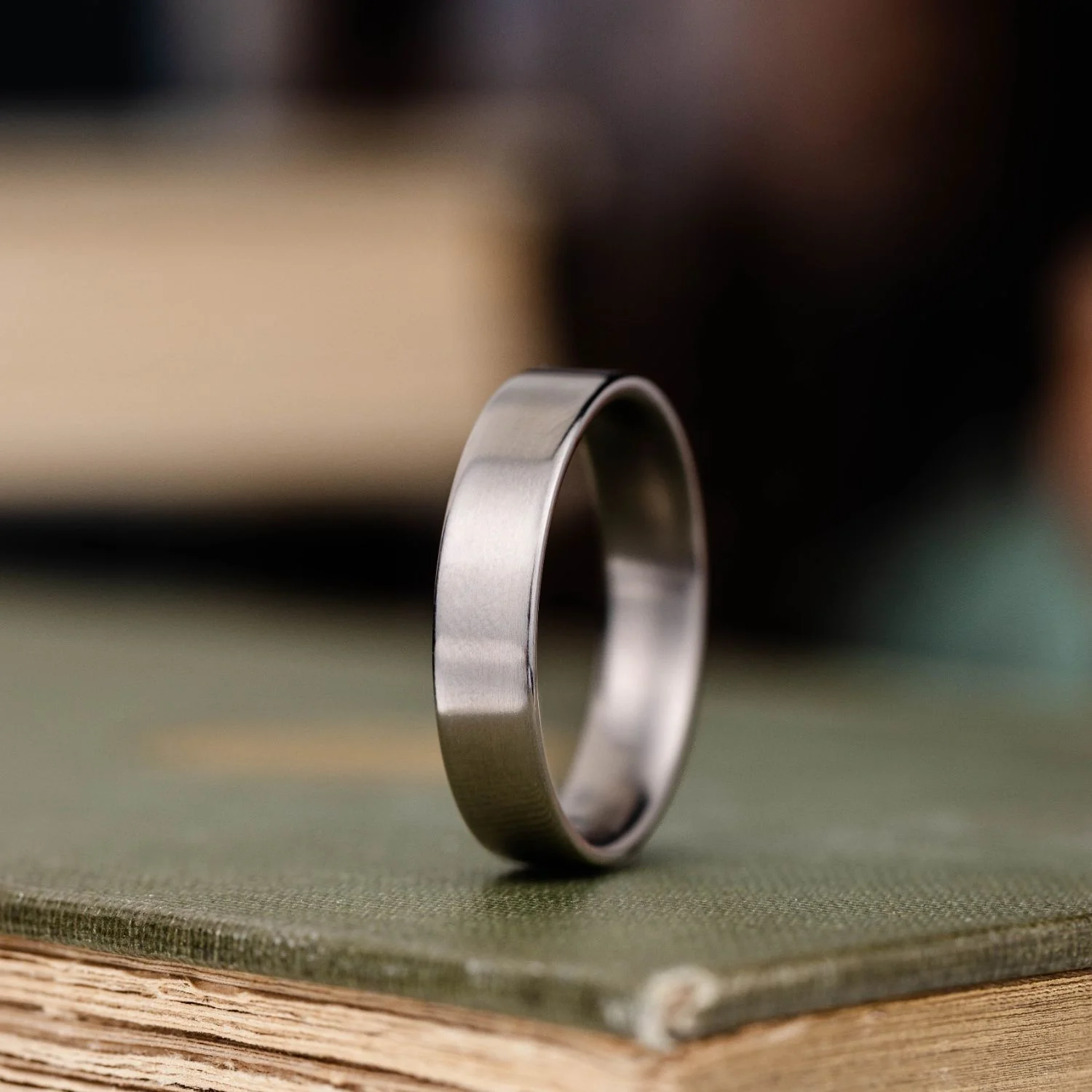 The Olympian | 6mm Men's Polished Titanium Wedding Band - Image 3