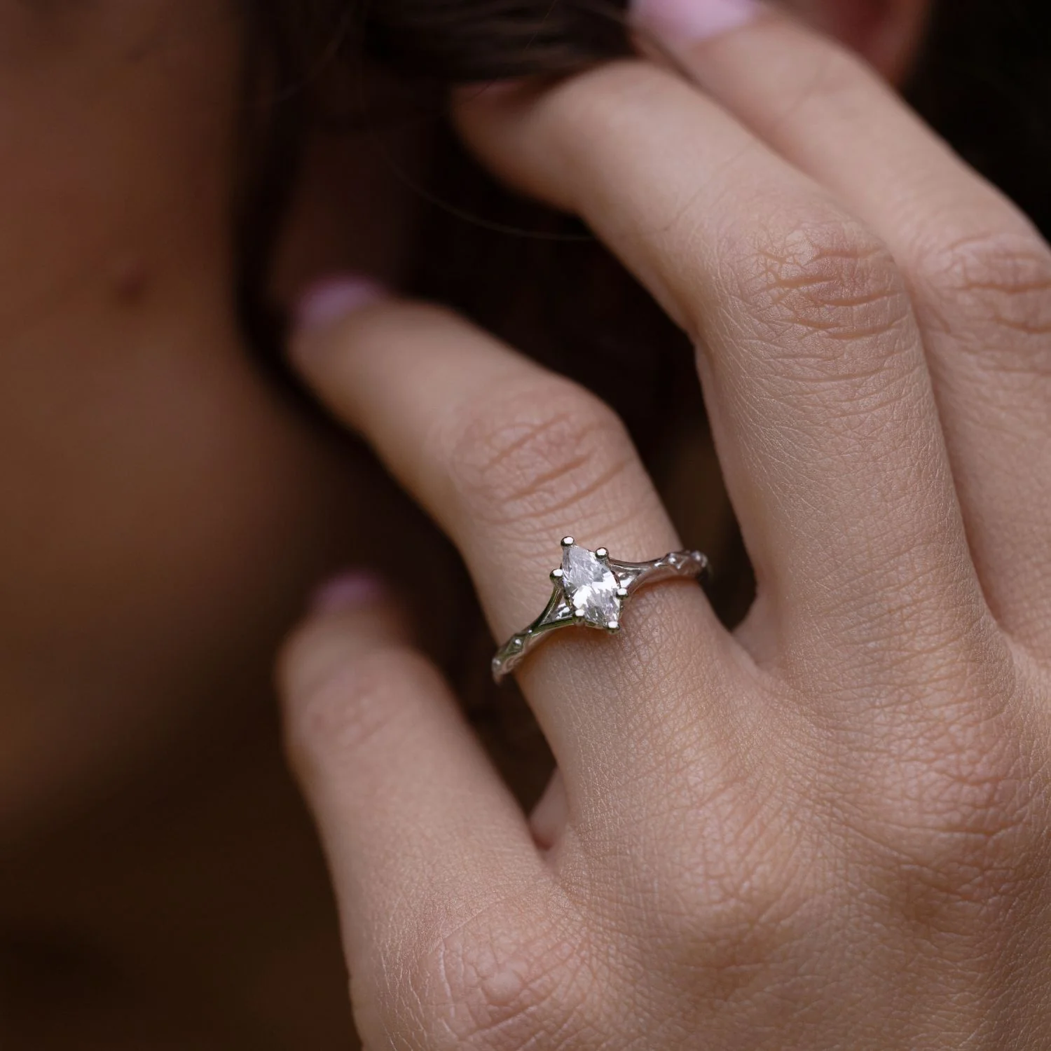 The Amdir - Marquise Diamond Engagement Ring with Delicate Filigree Accents - Image 15