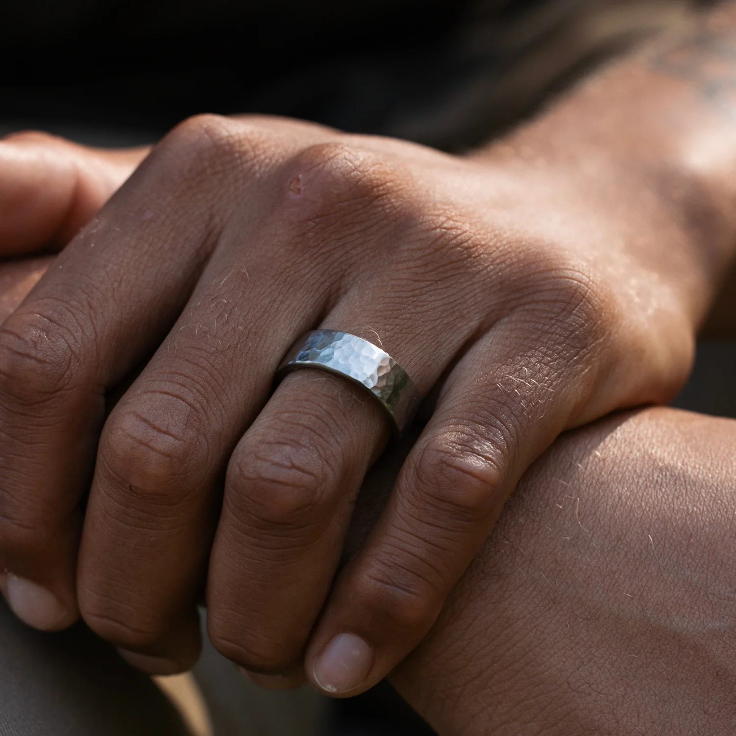 The Arche | 8mm Men's Hammered Titanium Wedding Band - Image 5