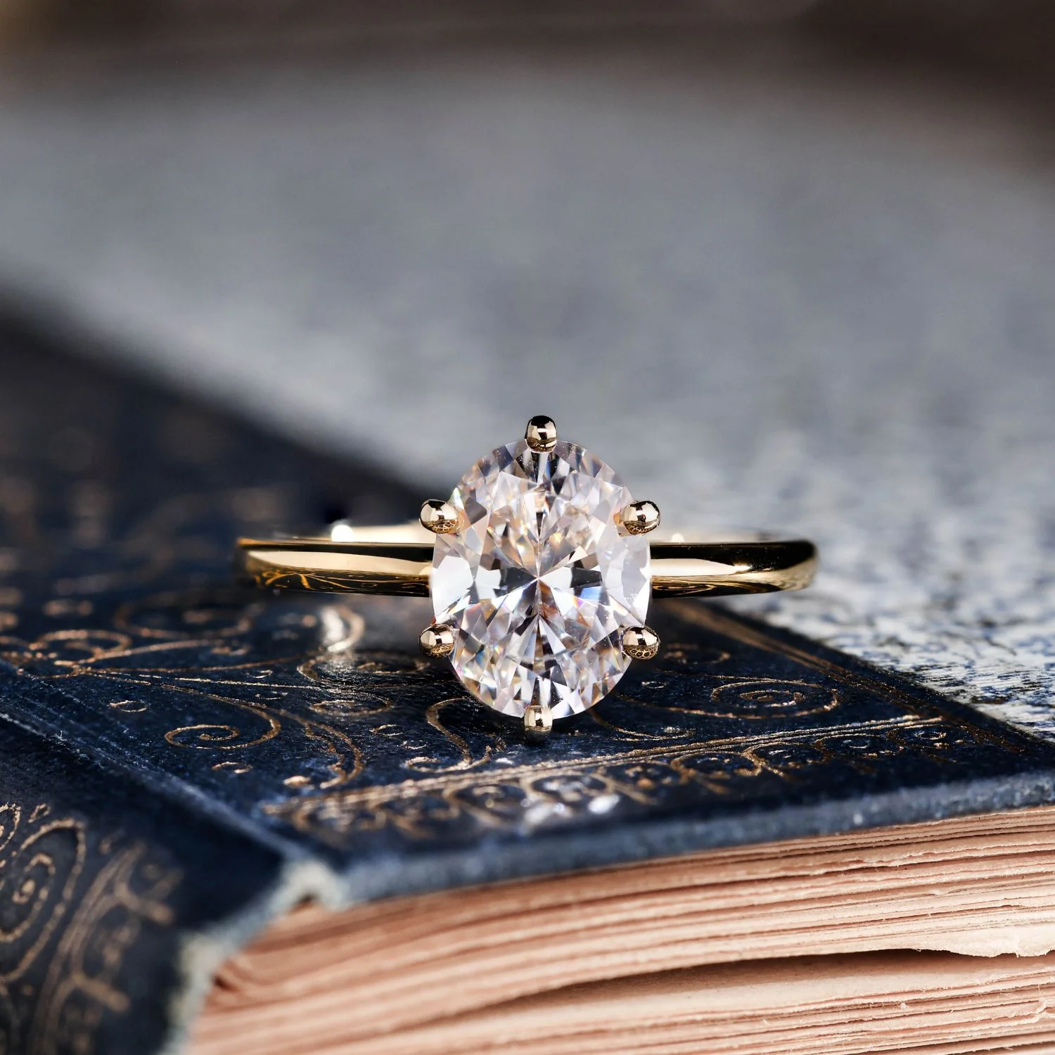 The Olivia - Classic Solitaire Oval Diamond Engagement Ring - Image 4
