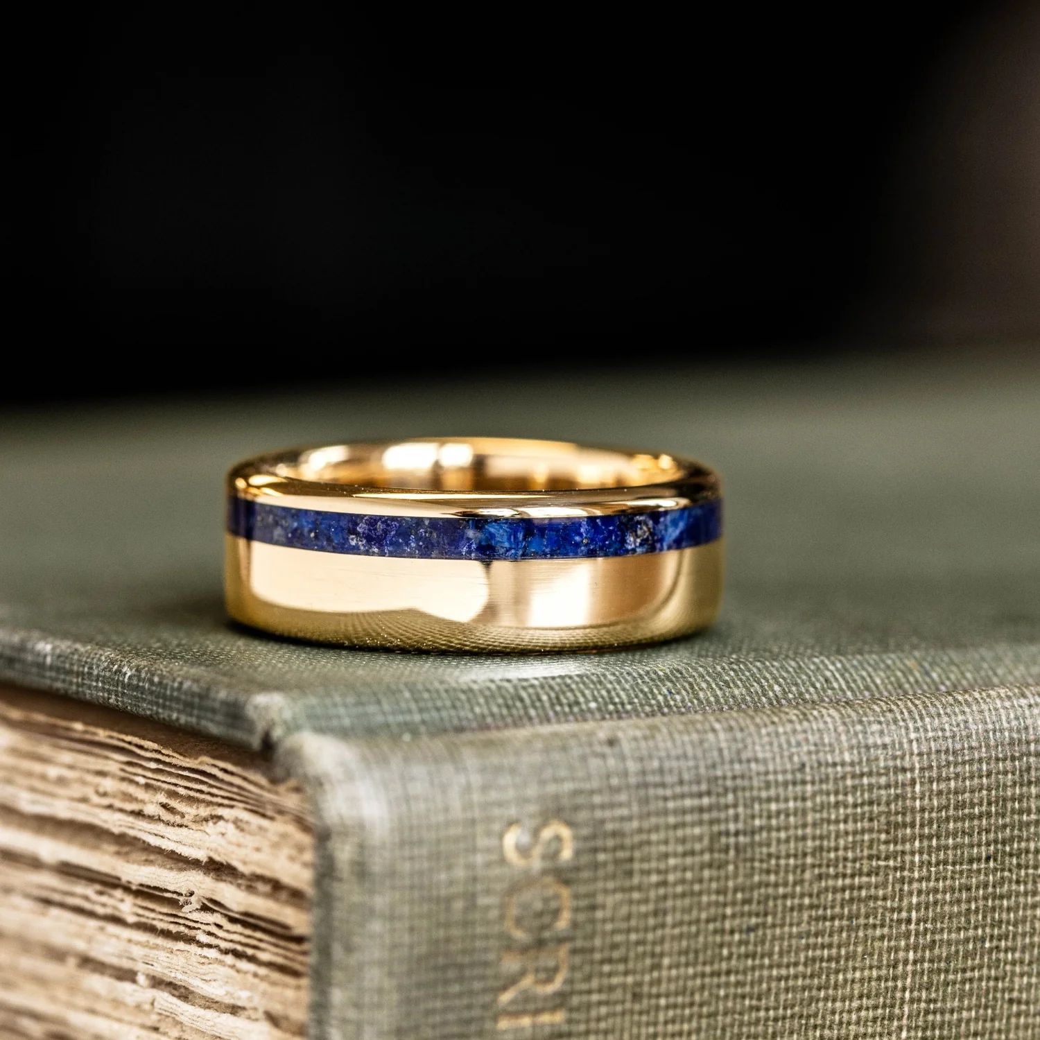 The Pharaoh & Starry Night - His and Hers Blue and Gold Wedding Ring Set - Image 3